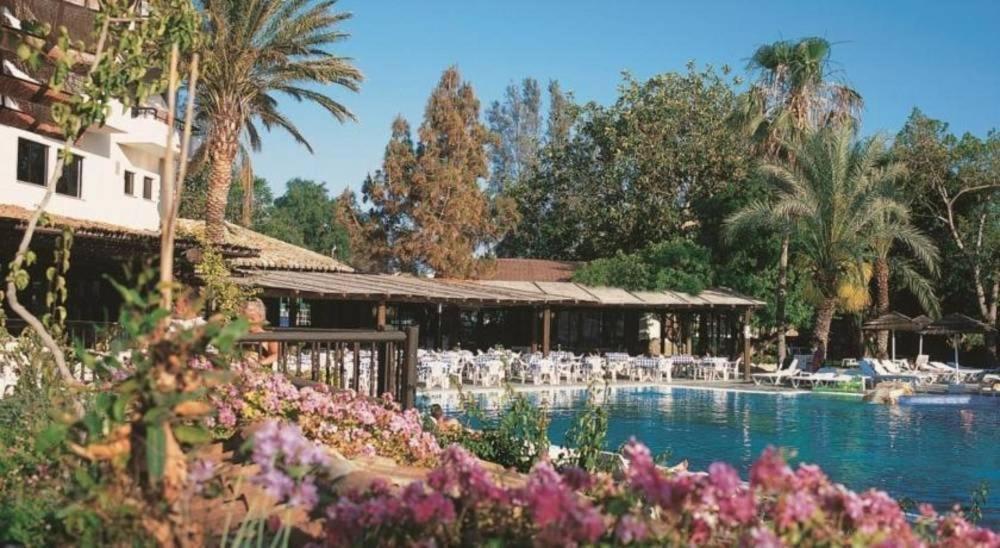 2 Bedroom Townhouse, Close To Paphos Harbour, Use Of Onsite Facilities Exteriör bild